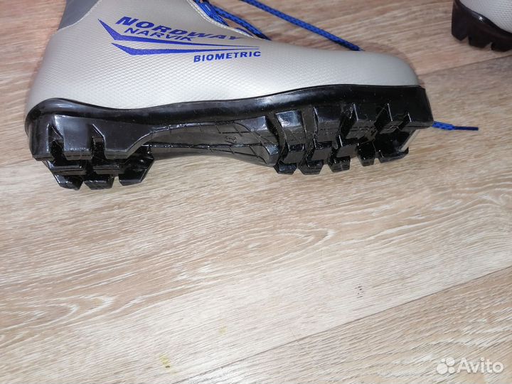 Лыжные ботинки детские