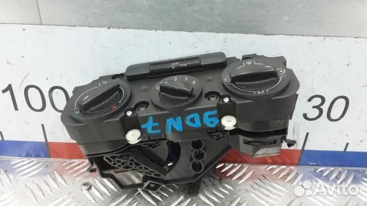 Блок управления печки и климат-контроля volkswagen