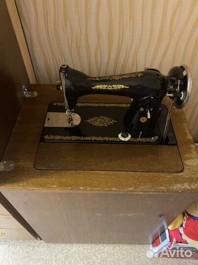 Швейная машинка