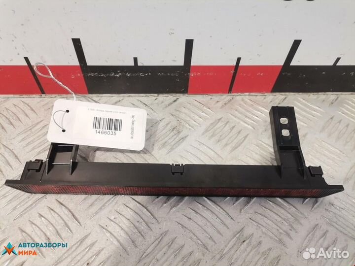 Стоп-сигнал Skoda Fabia (6Y) 2001 6Y6945097A