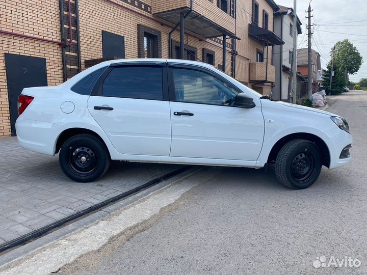 LADA Granta 1.6 МТ, 2024, 300 км