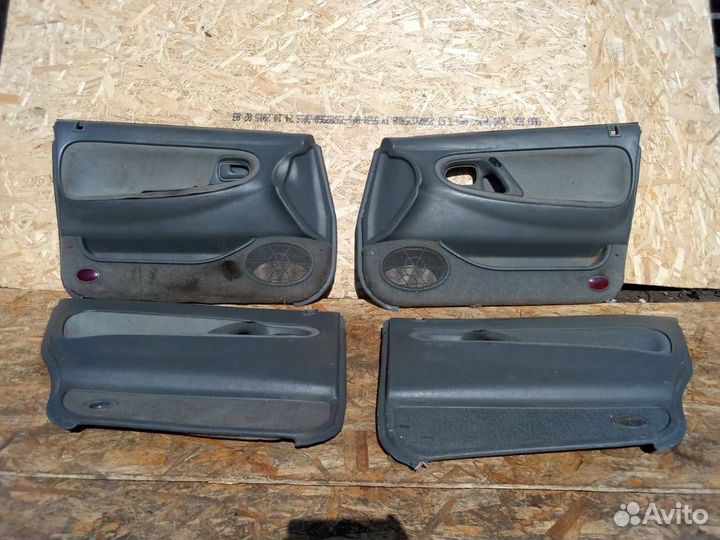 Комплект дверных карт Mazda 626 GE седан