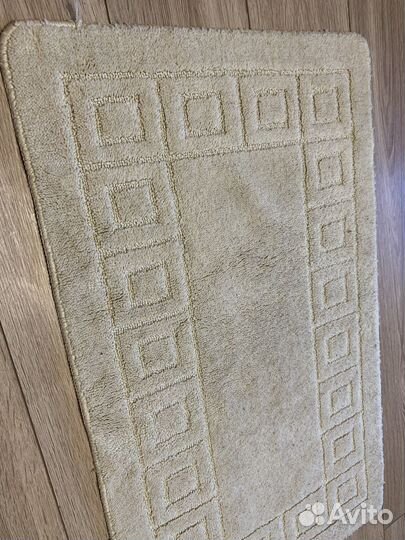 Коврик бу