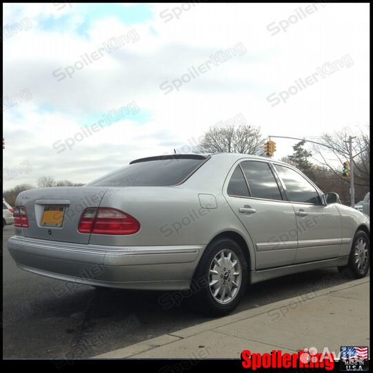 Козырек заднего стекла Mercedes-Benz W210