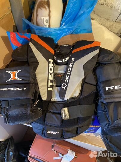 Вратарский нагрудник jr