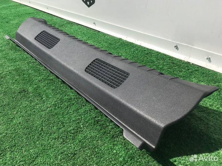 Накладка замка багажника LADA Granta