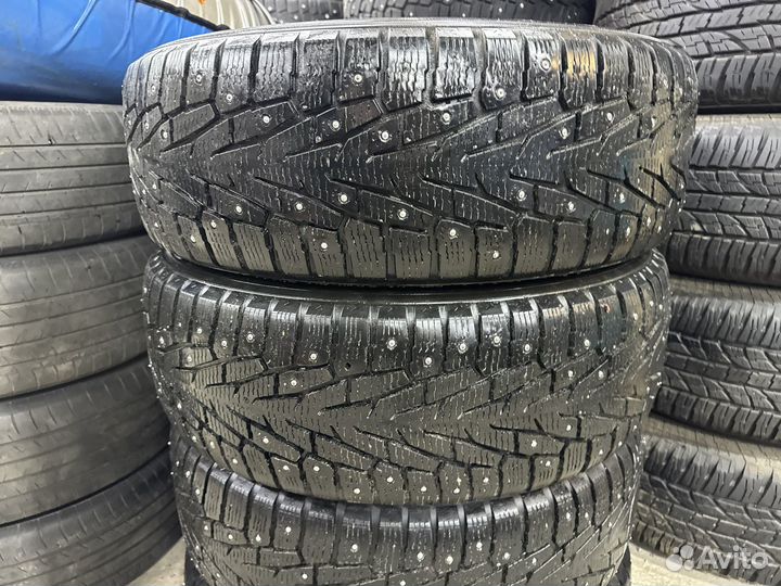 Nokian Tyres Hakkapeliitta 7 SUV 235/65 R17 108T