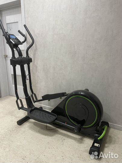 Эллиптический тренажер torneo