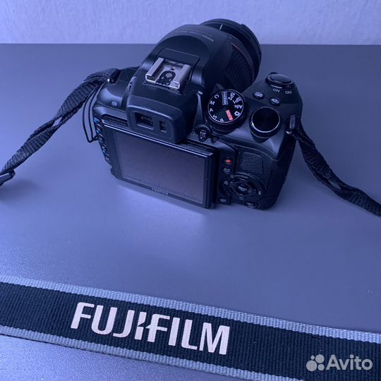 Fujifilm Finepix hs20exr + зарядка + аккумуляторы