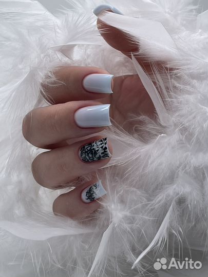 Маникюр Педикюр