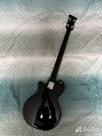 Бас-гитара Italia Mondial Bass