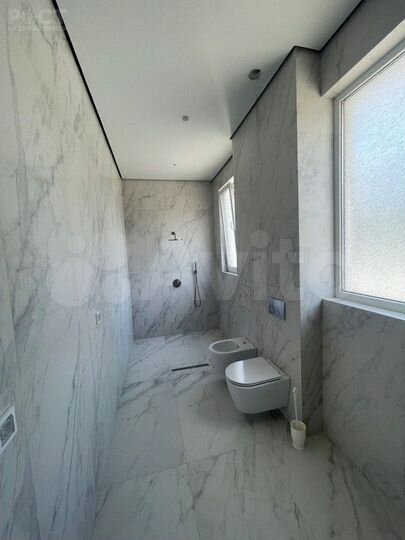 Дом 200 м² на участке 6 сот.