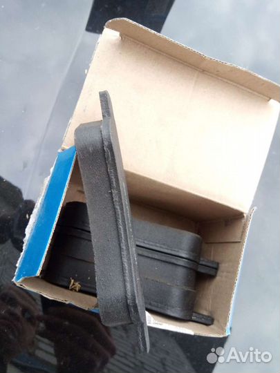 Тормозные колодки qf63600