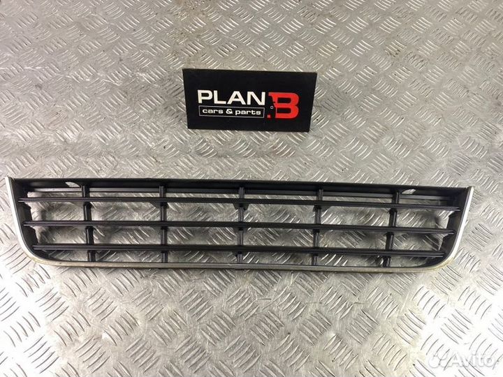 Решетка радиатора Volkswagen Passat B6