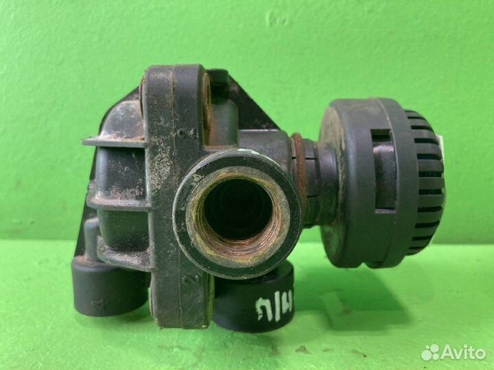 Ускорительный клапан MAN TGA