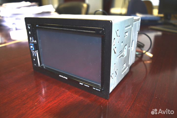 Alpine INE-W611D