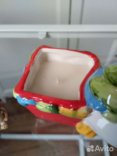 Свеча и фигурки новогодние