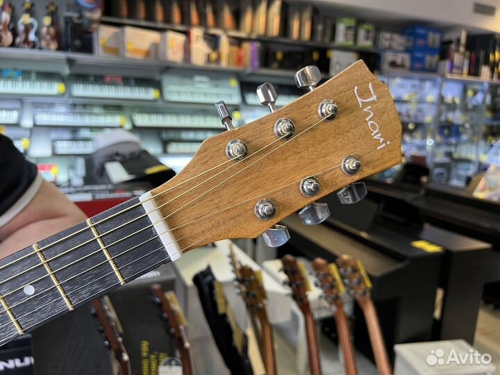 Электроакустическая гитара