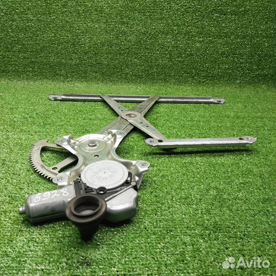 Стеклоподъемник передний правый Toyota Camry 2012