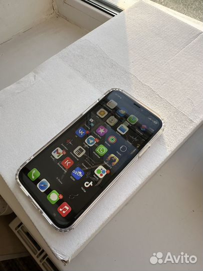 iPhone Xr, 64 ГБ