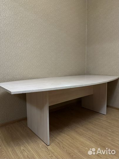 Стол офисный