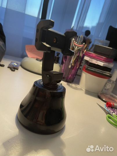 Умный штатив движущийся на 360