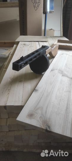 Автомат ппш.Реплика.Дерево