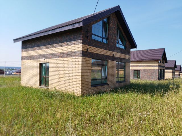 Коттедж 105 м² на участке 7 сот.