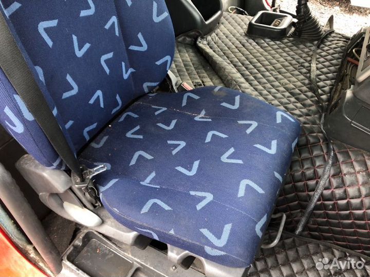 Сиденье пассажирское механическое Iveco Stralis