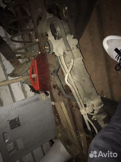 Рейка рулевая mitsubishi carisma