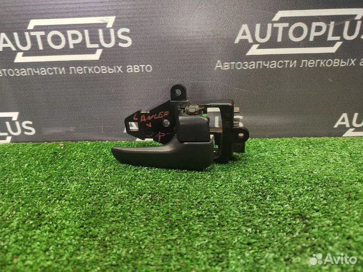 Ручка двери задняя правая Mitsubishi Lancer X