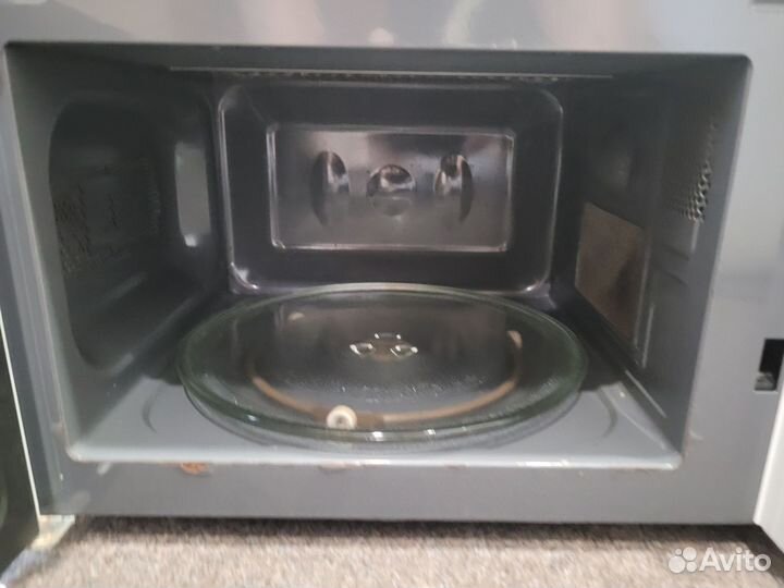 Микроволновая печь