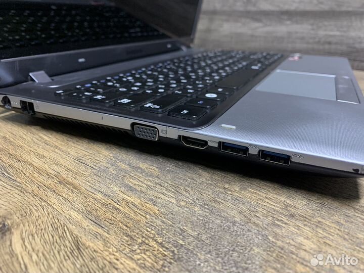 Samsung A8