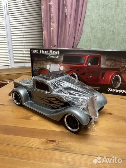 Машина на р/у Traxxas 35 Hot Rod Truck 1/10