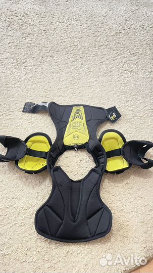 Нагрудник хоккейный bauer supreme 1s