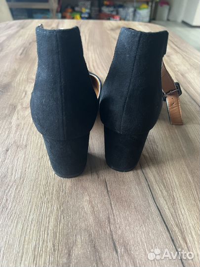 Туфли женские