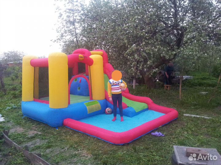 Детский надувной батут с горкой