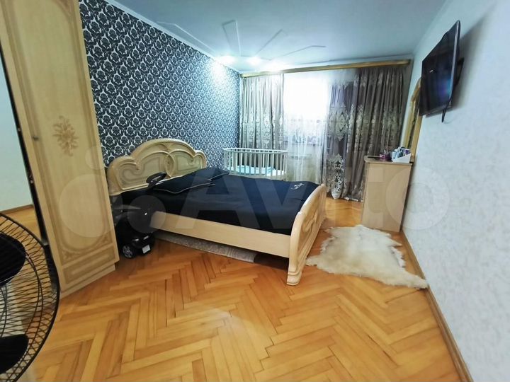 3-к. квартира, 77 м², 7/9 эт.