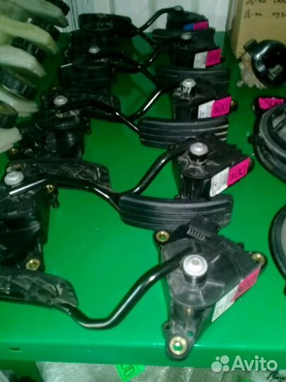 Педаль газа на Рено Меган 2