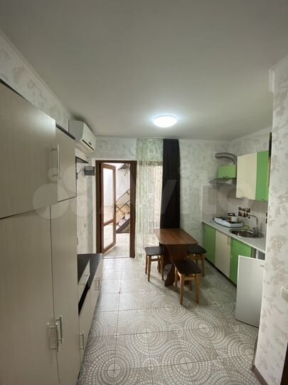 Дом 218 м² на участке 4,3 сот.