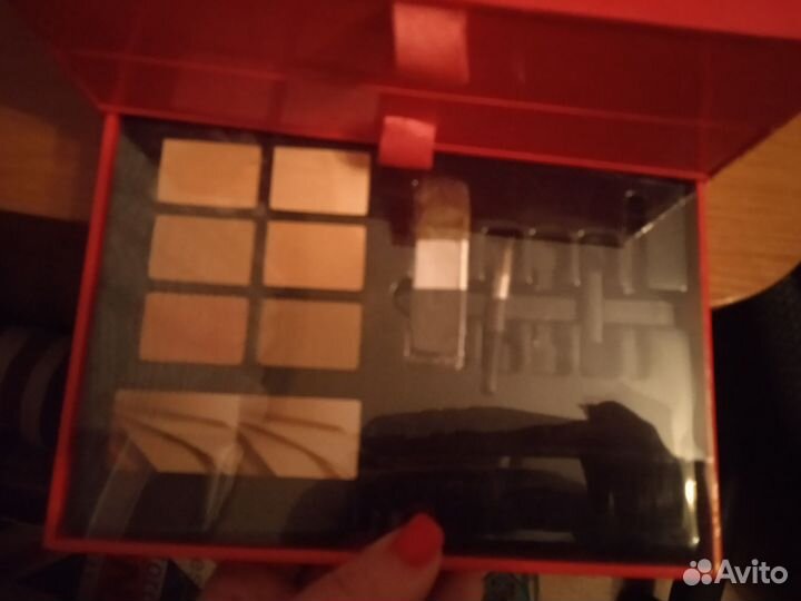 Палитра теней