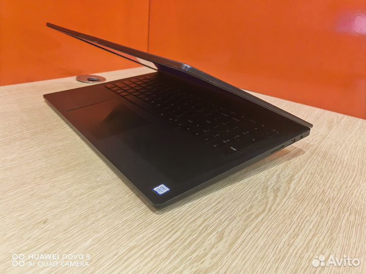 Мощный, стильный Mi NoteBook Light