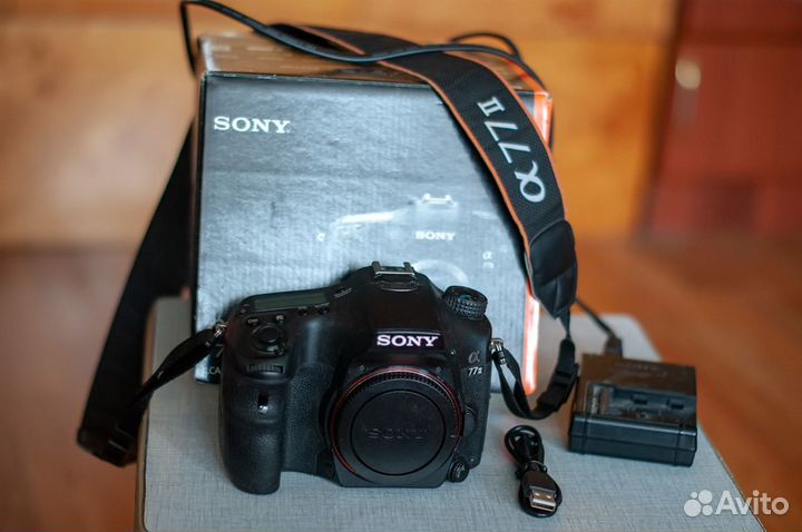 Продам фотоаппарат Sony A77m2