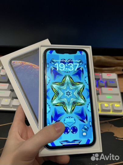 iPhone Xr, 128 ГБ