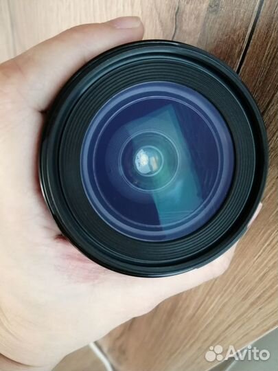 Объектив Canon EF 24 mm 1: 2.8