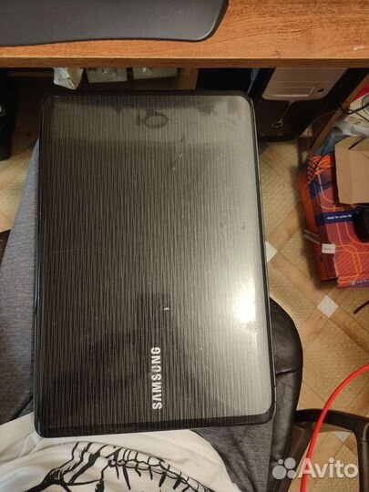 Ноутбук Samsung r525