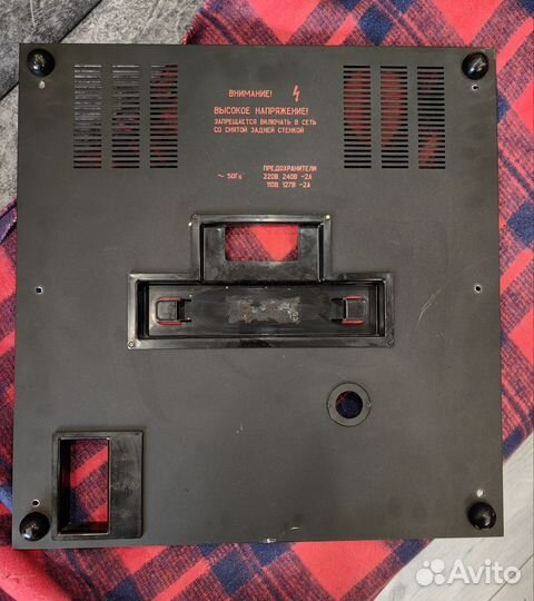 Электроника та 1-003 (задняя крышка)