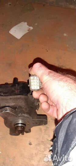 Трамблер на хонду civic 1999 год б/у