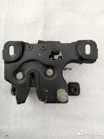 Замок капота Audi A6 C5