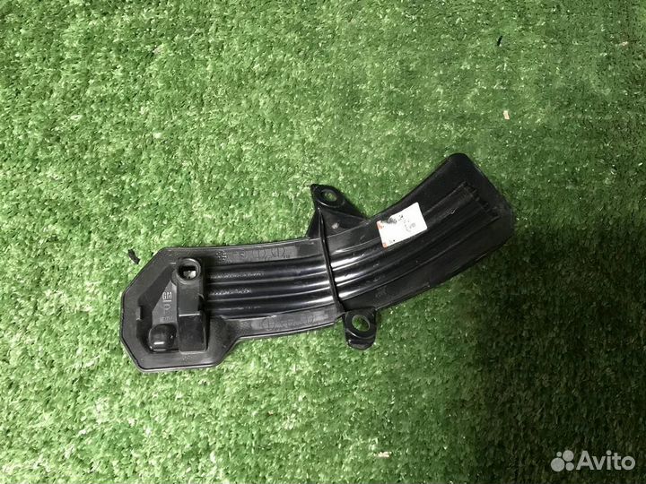 Указатель поворота правый Cadillac XT5